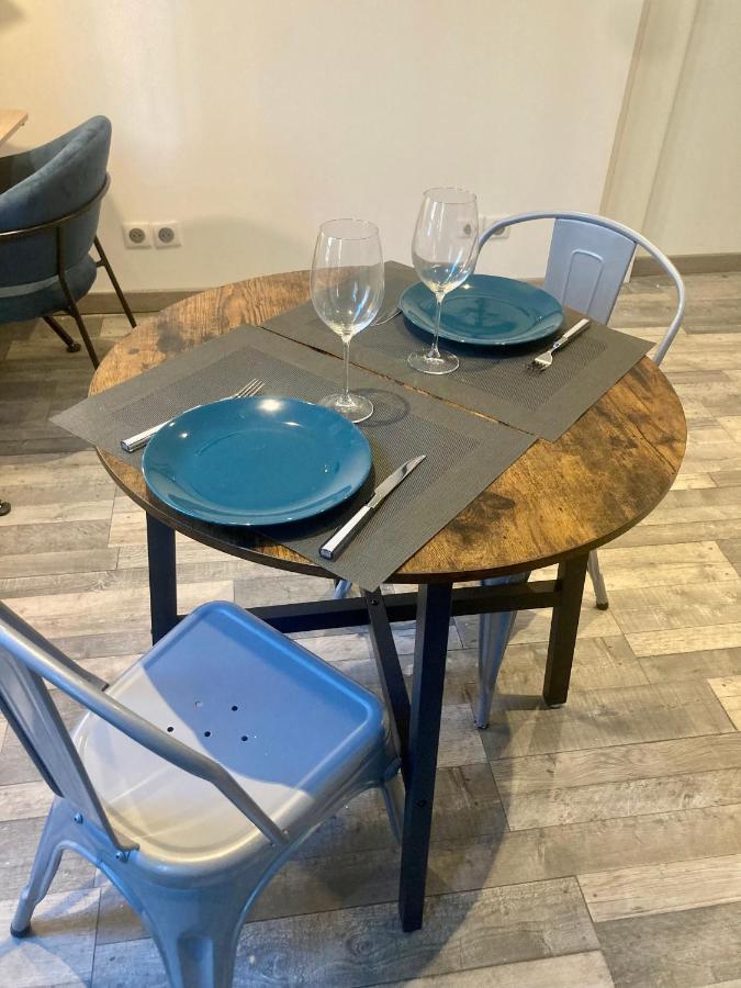 Le Foch Apartment Chalons en Champagne Bagian luar foto