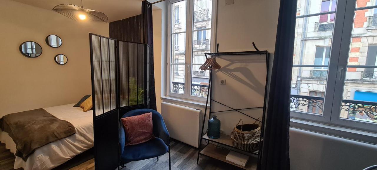 Le Foch Apartment Chalons en Champagne Bagian luar foto