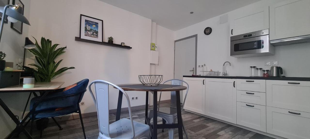 Le Foch Apartment Chalons en Champagne Bagian luar foto